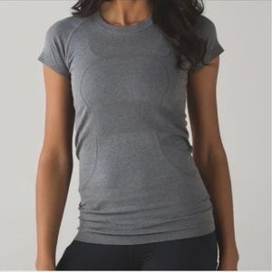2 Lululemon Swiftly Tech Tee’s